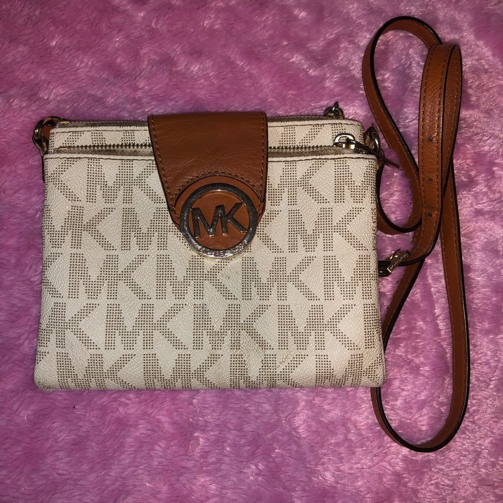 Michael Kors Crossbody